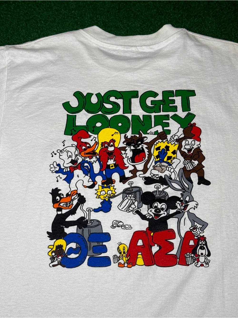 Just Get Looney Cartoon Spoof Drinking Greek Week 90s Vintage T Shirt Never Worn